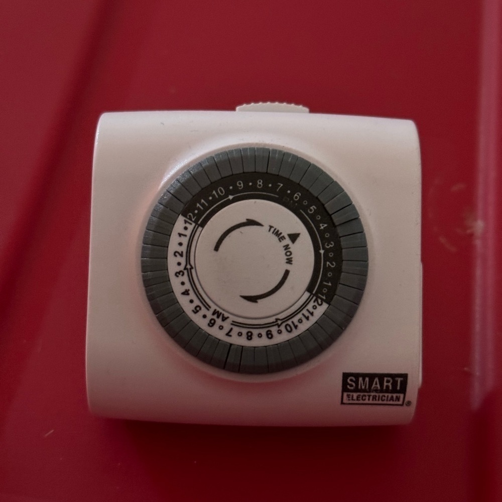 Smart Electrician 24 Hour Indoor Timer Lights Plug In